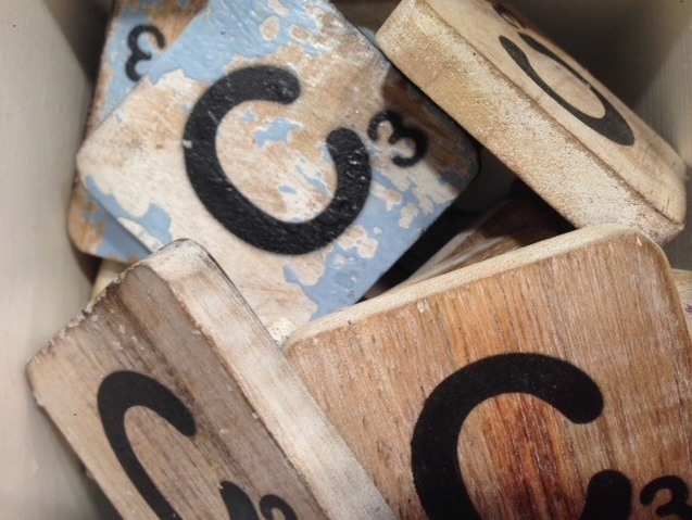 Lettres en bois 10x10cm
