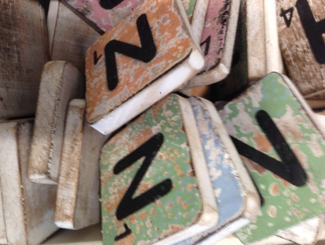 Lettres en bois 10x10cm