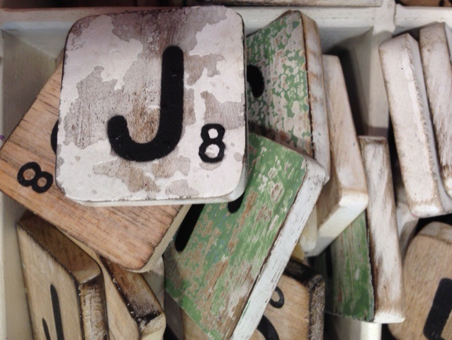 Lettres en bois 10x10cm