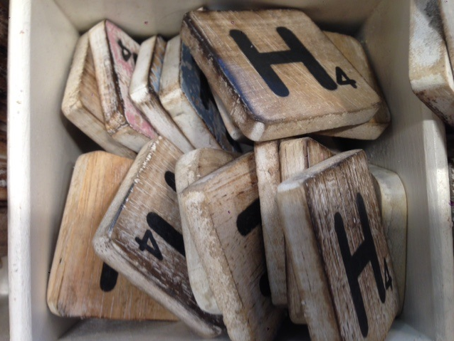 Lettres en bois 10x10cm