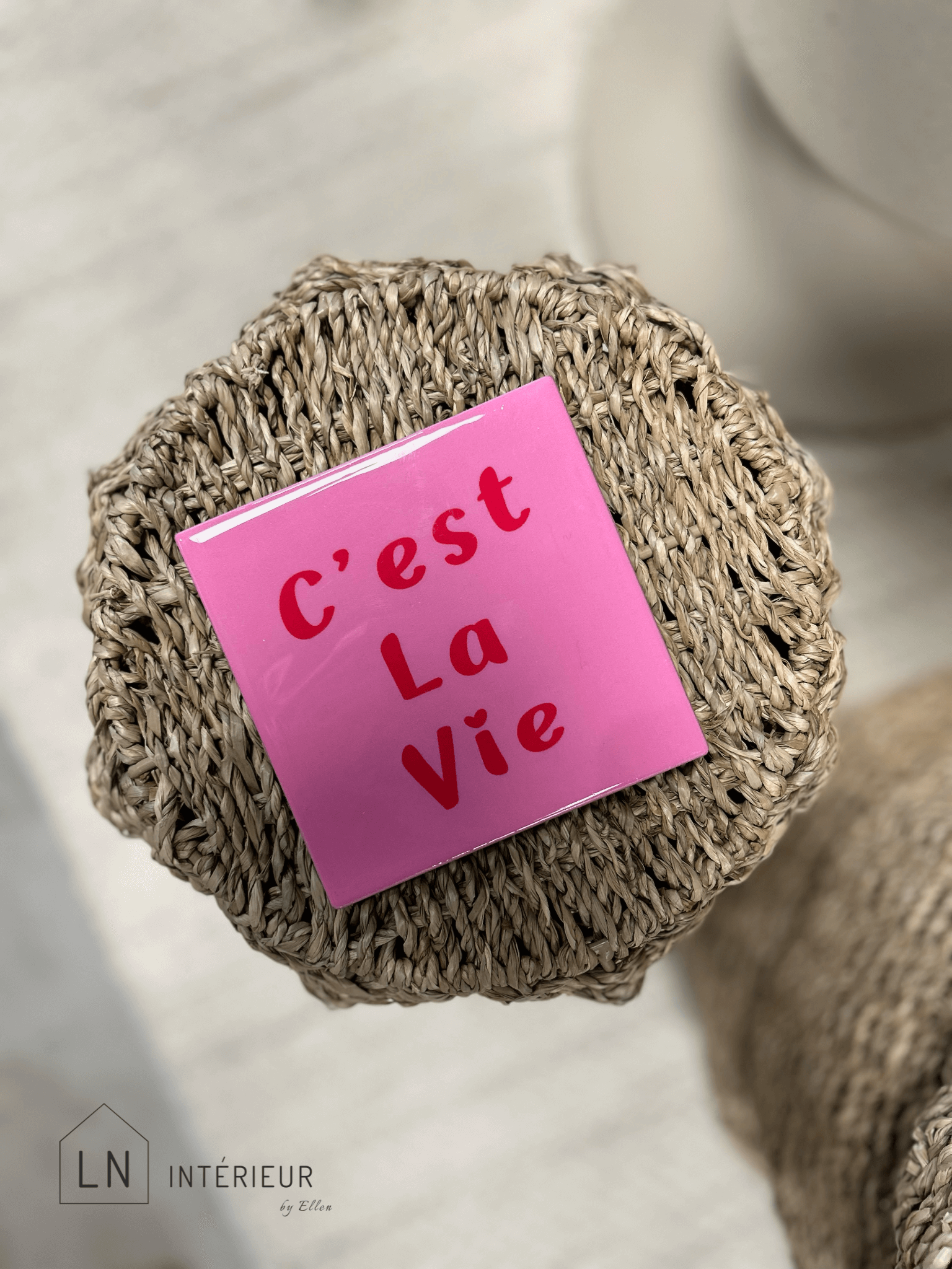 Carreau en céramique avec le texte C'est la vie