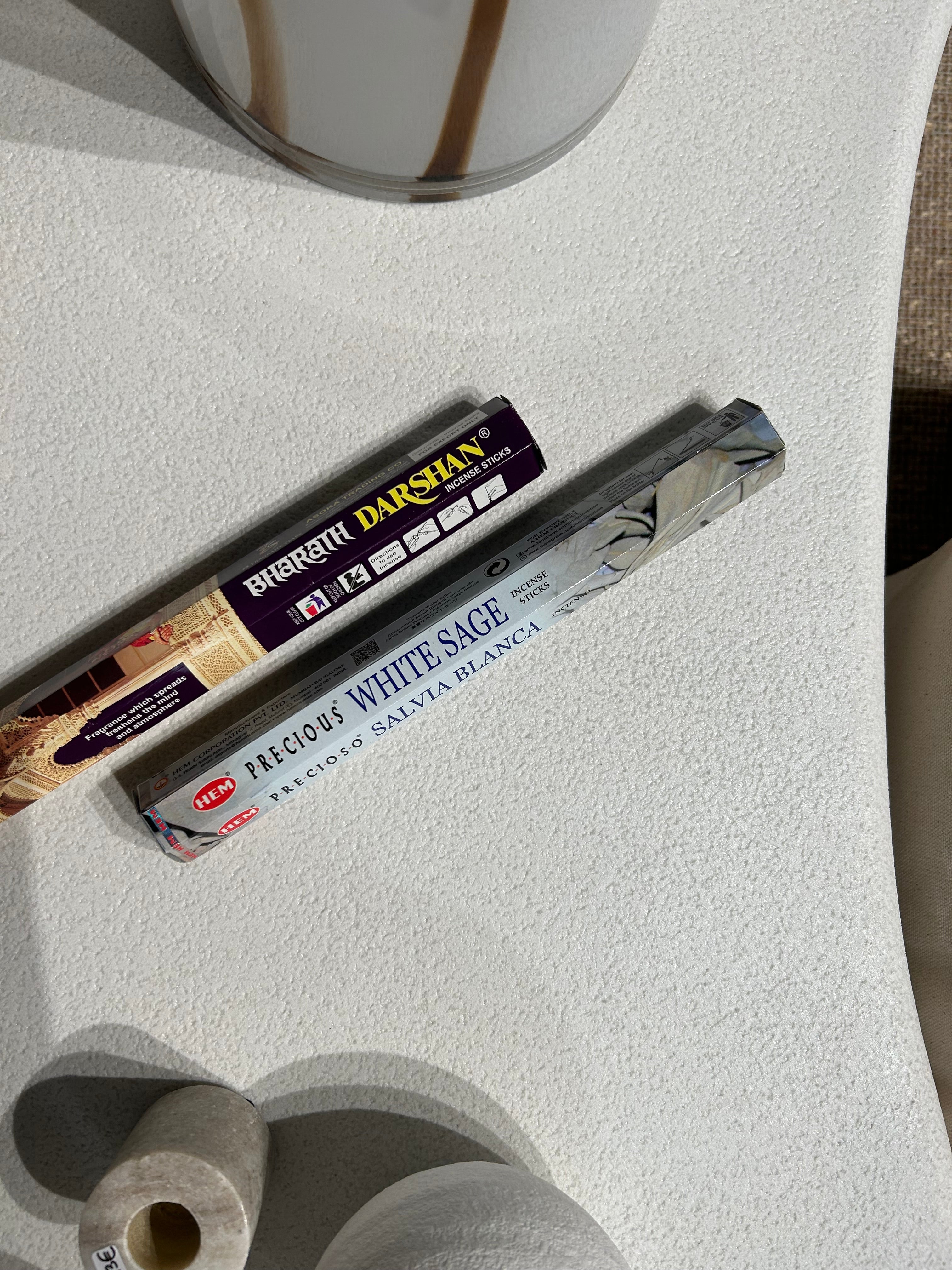 Bâtons d'encens Darshan et bâtons d'encens sauge blanche