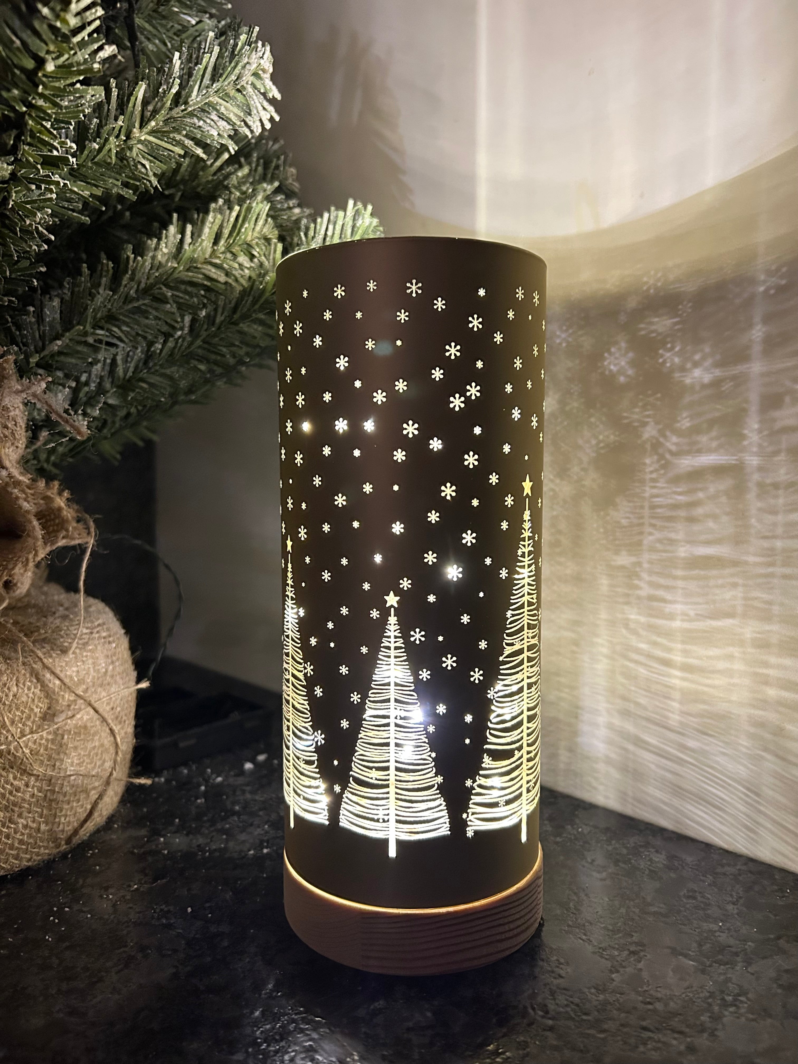 Lampe à piles avec motifs étoiles et sapins de Noël