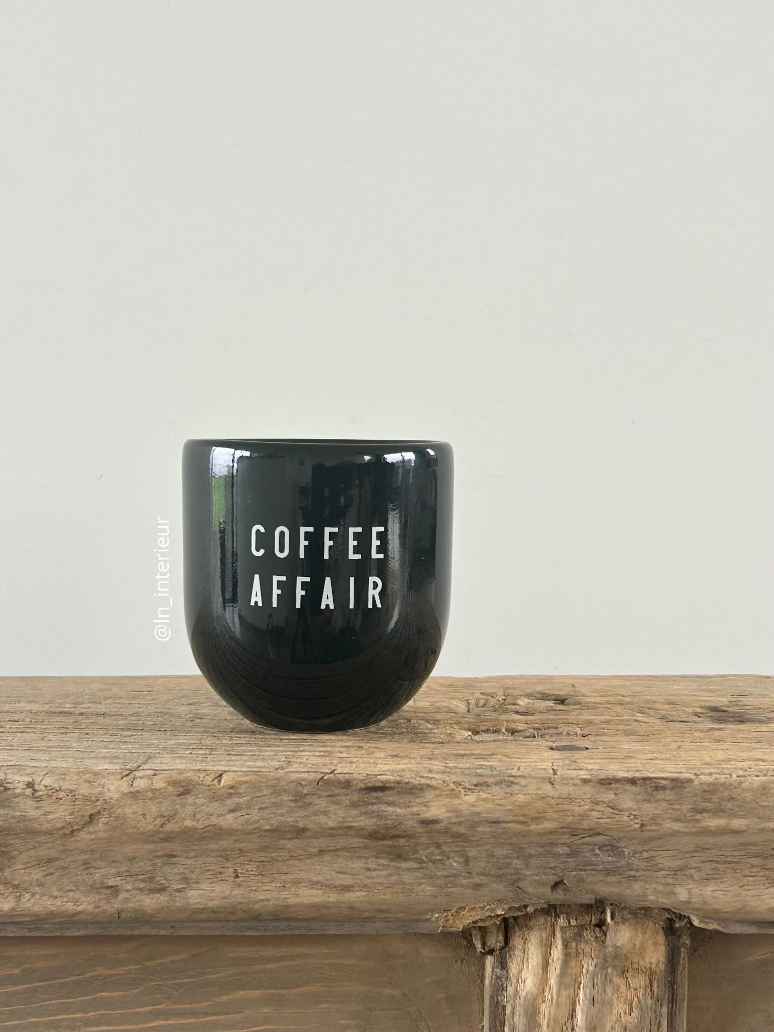 Mug en céramique pour les fans de café avec le message Coffee Affair
