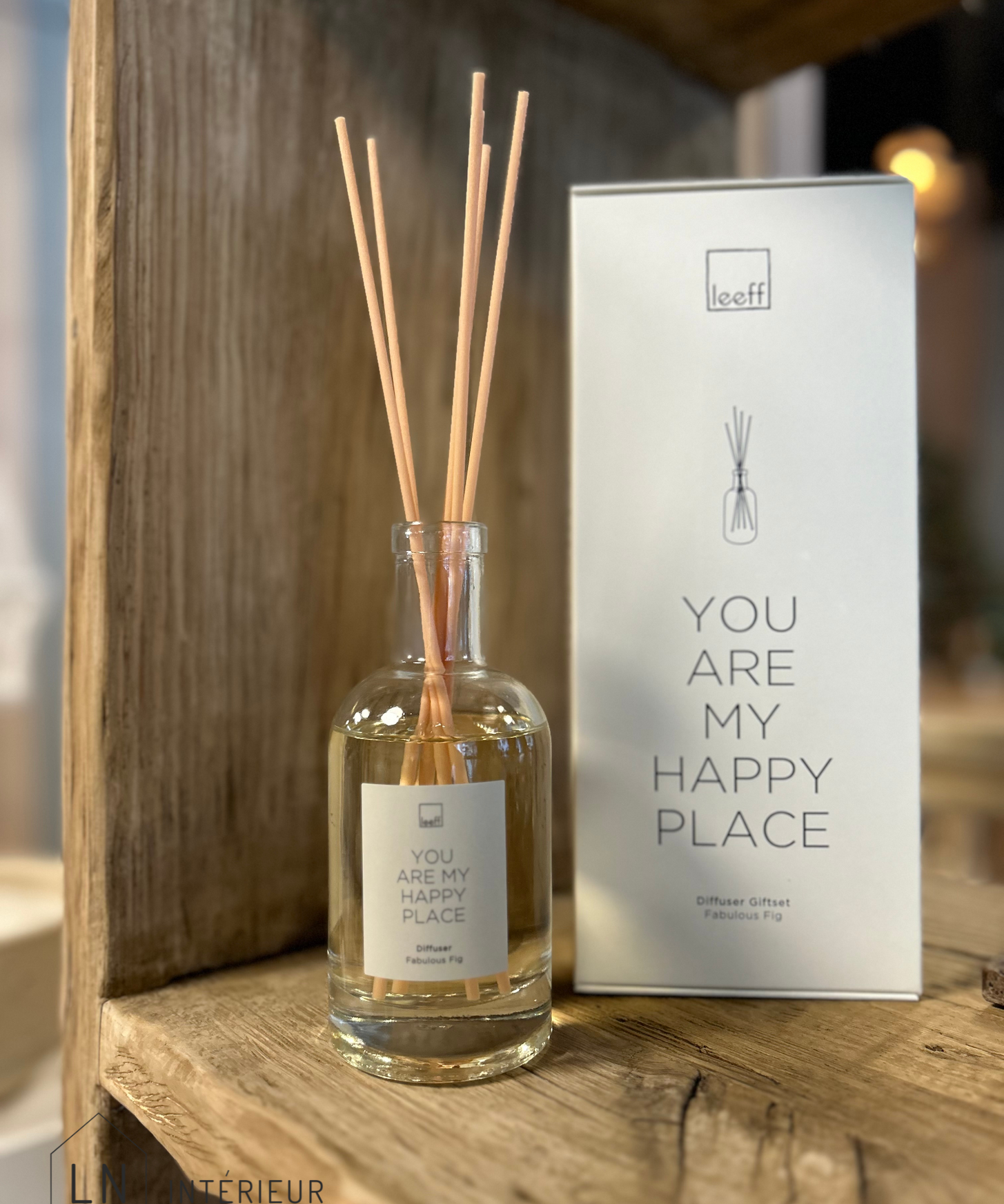 Diffuser bâtonnets parfumés figue avec le message You are my happy place.